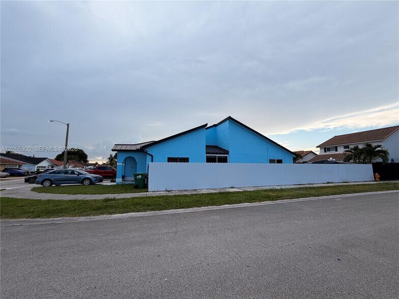 Building Photo - 14401 SW 114th St