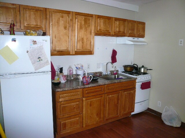 Primary Photo - 65 Everett St