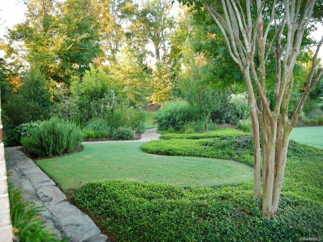 Building Photo - 3900 Turning Leaf Loop