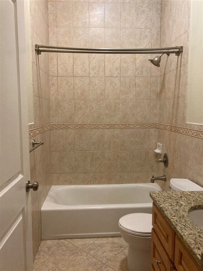 Building Photo - 52 Franklin St