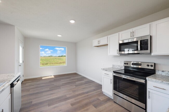 Building Photo - 2565 S Cheri Dr