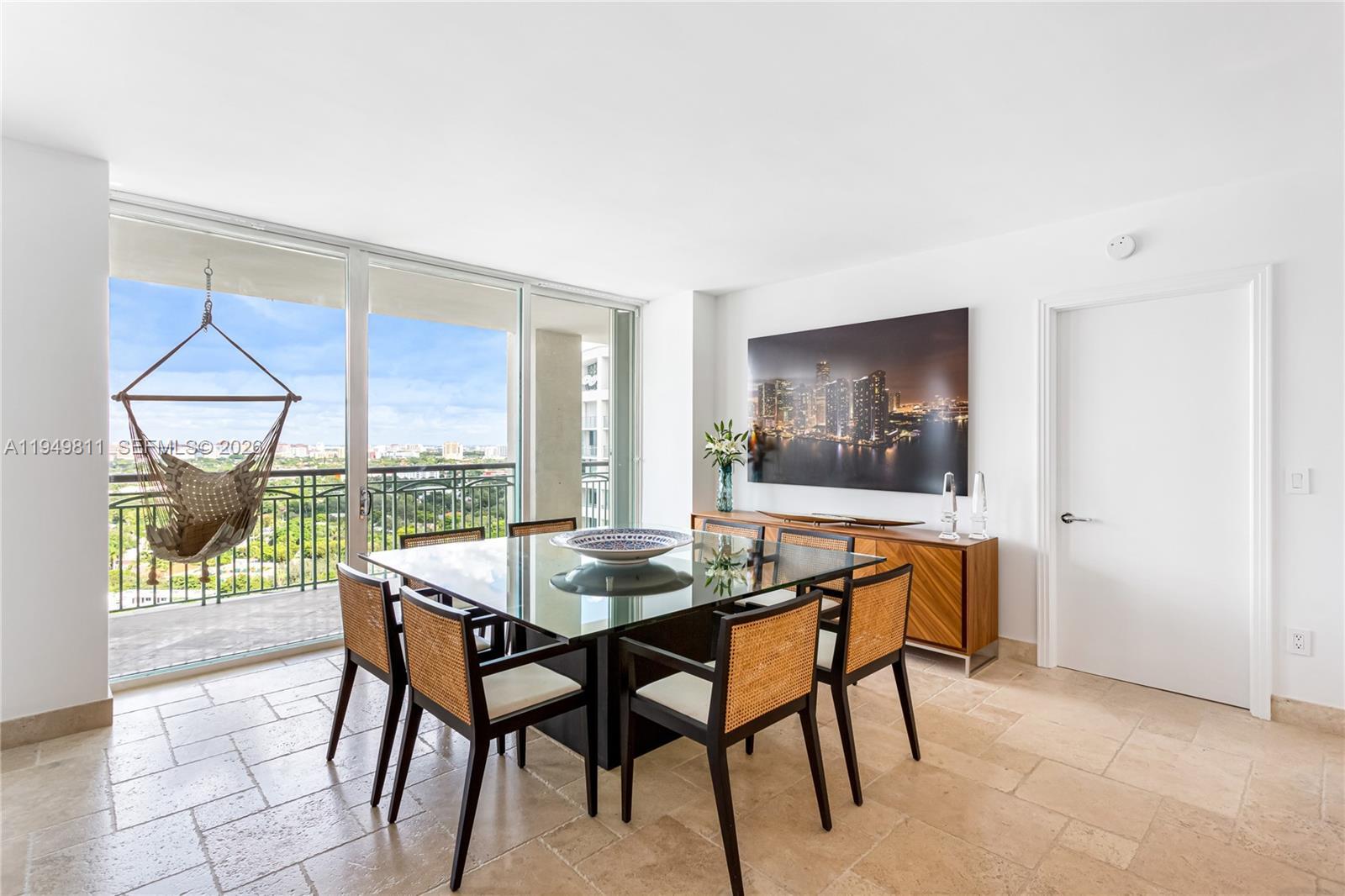 Building Photo - 3400 SW 27th Ave