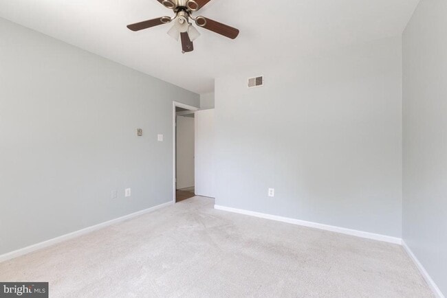 Building Photo - 13534 Delaney Rd
