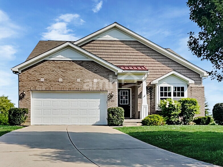 Primary Photo - 439 Parkview Ct