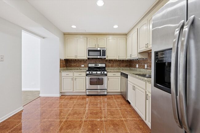Building Photo - 1542 Anderson Ln