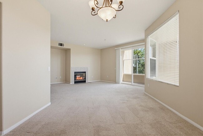 Building Photo - Carlsbad Condo West of 5 Freeway with Lagoon Access - Available Now!