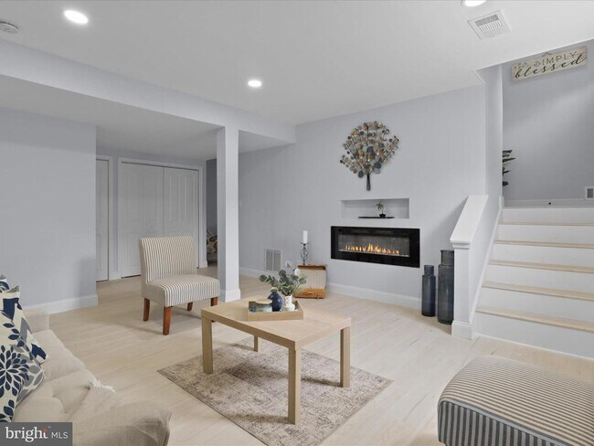 Building Photo - 3416 Sunny View Dr
