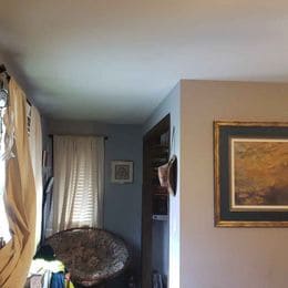 Building Photo - 3292 Davies Ave