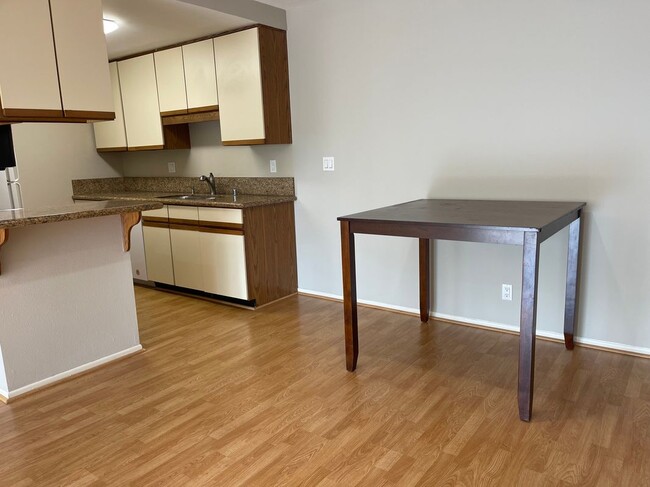 Building Photo - 412 N Bellflower Blvd