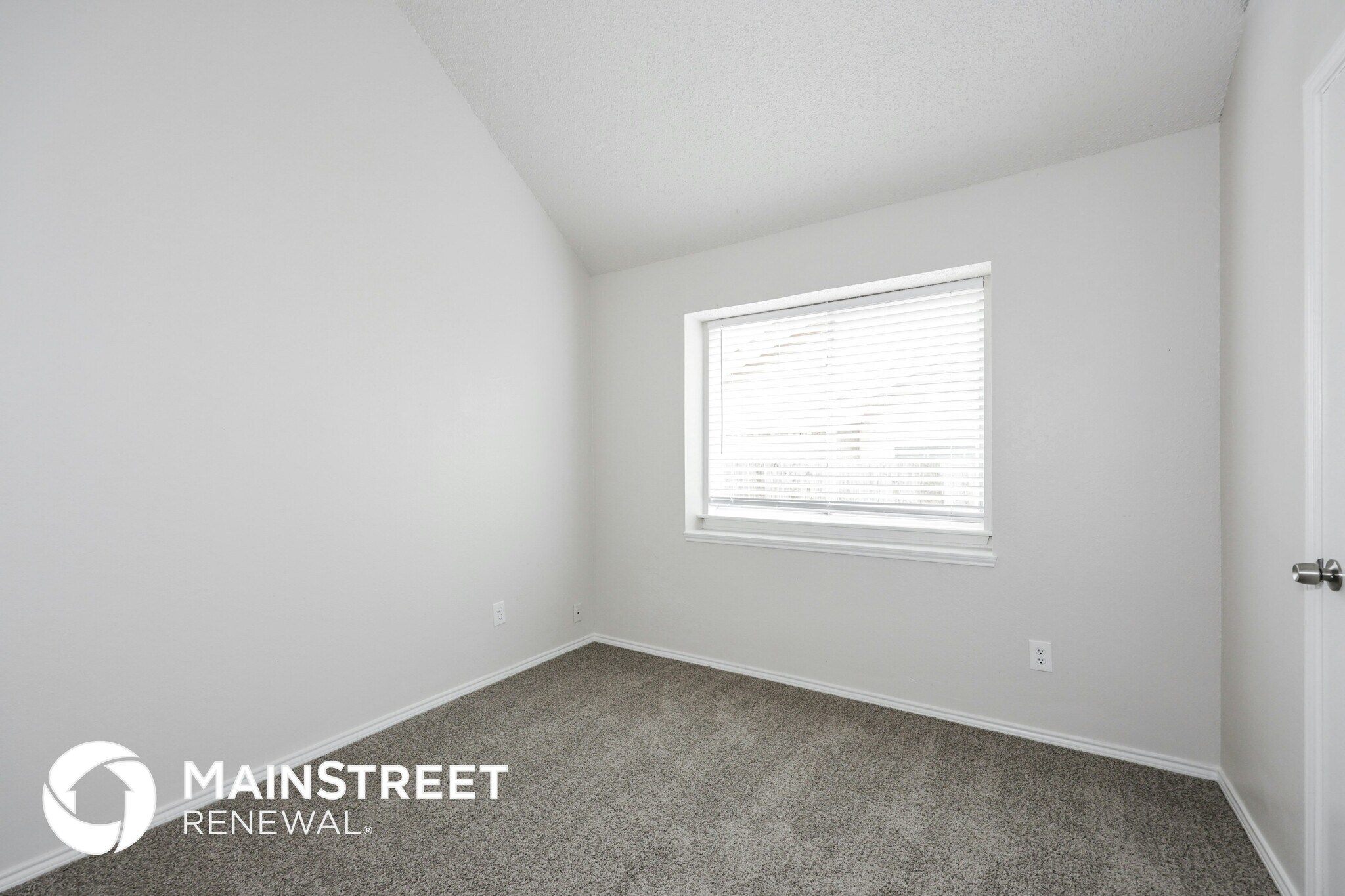 Building Photo - 910 Ragland Dr