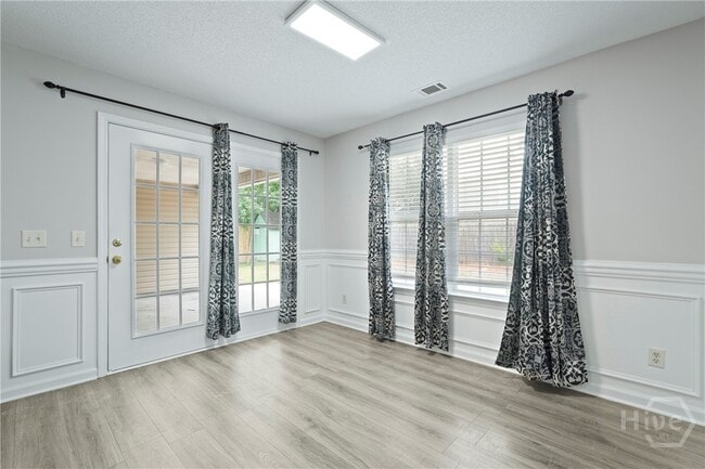 Building Photo - 169 Fontenot Dr
