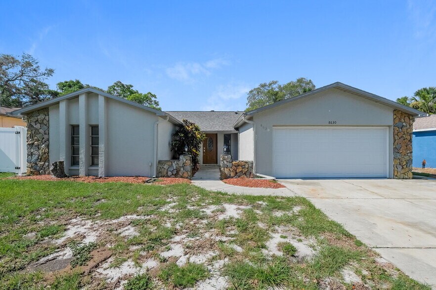 Primary Photo - 8630 Indies Dr