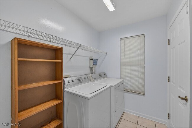 Building Photo - 2729 Branch Ln