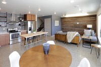 Interior Photo - Sheyenne Plaza