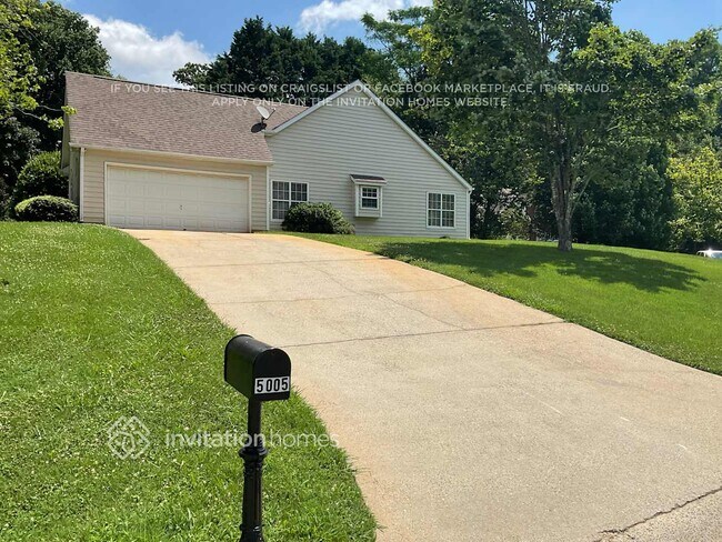 Building Photo - 5005 Edisto Ln