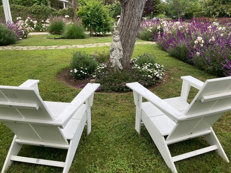 Building Photo - 5744 Calhoun Ave