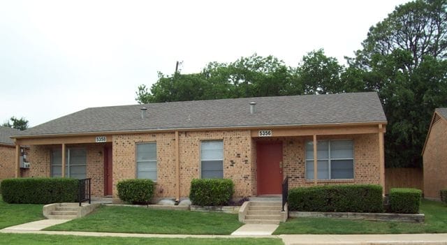 Primary Photo - Summit at Unique Garden Apartments