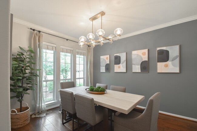 Building Photo - 7 E Shale Creek Cir