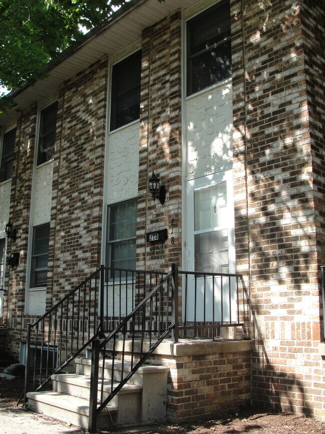 218 W Fairmount Ave 218 W Fairmount Ave State College PA 16801