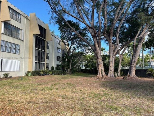 Building Photo - 20441 NE 30th Ave