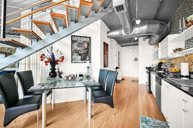 Building Photo - 690 SW 1st Ct