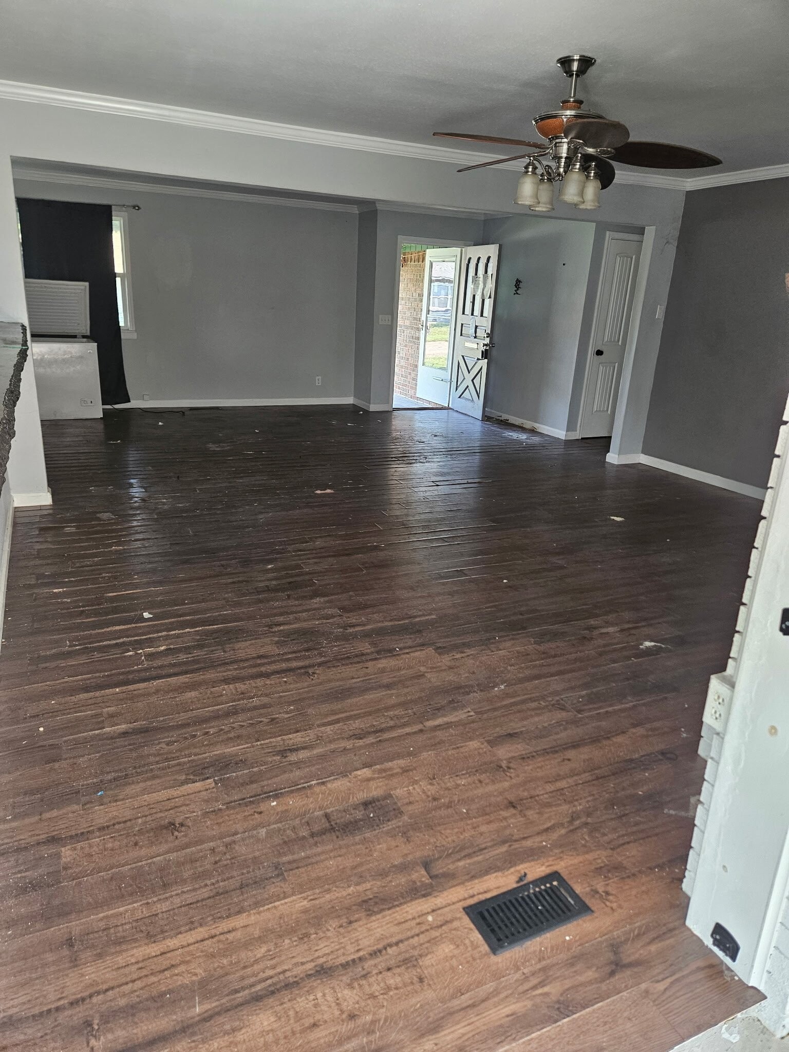 Building Photo - 1115 University Blvd