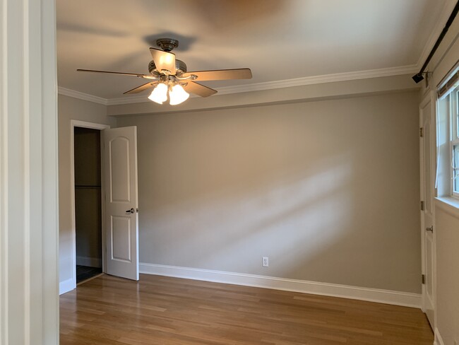 bedroom - 897 North Highland Avenue Northeast