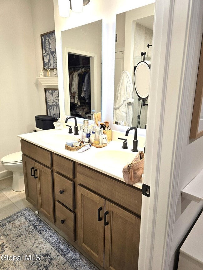 Building Photo - 2 Blair Ct