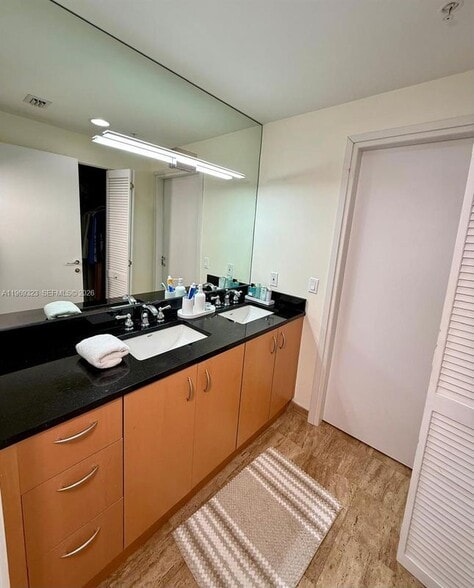 Building Photo - 300 S Biscayne Blvd