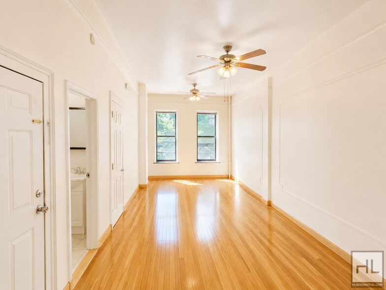 Building Photo - BREVOORT PLACE