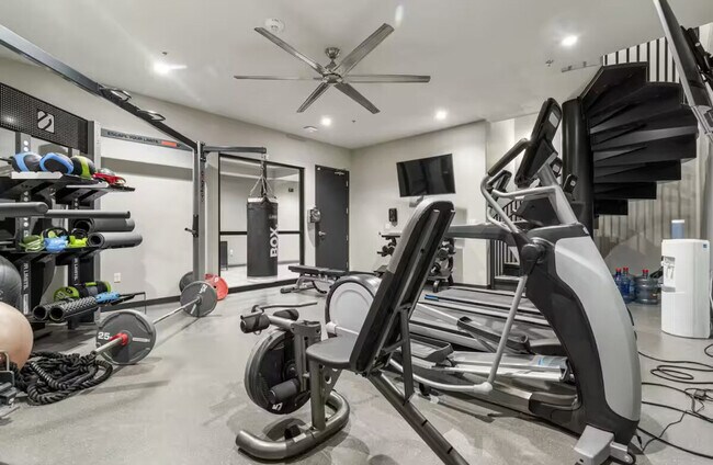 Building Photo - 110 N Boston Ave