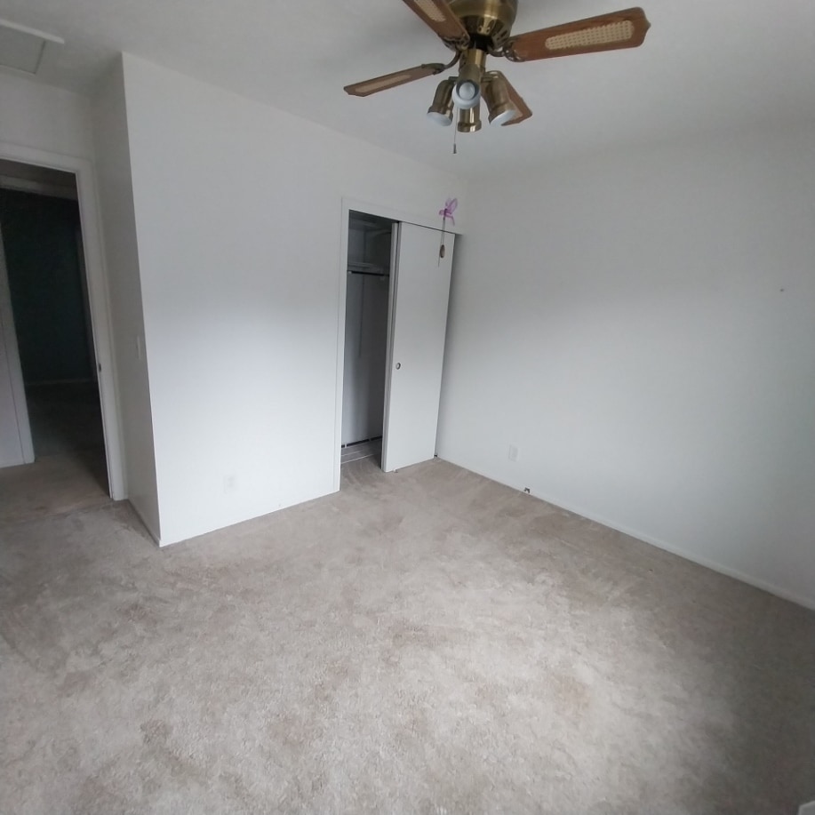 Option 2 East Bedroom w/ Closet 11x9 ft. - 208 Sandi Ct