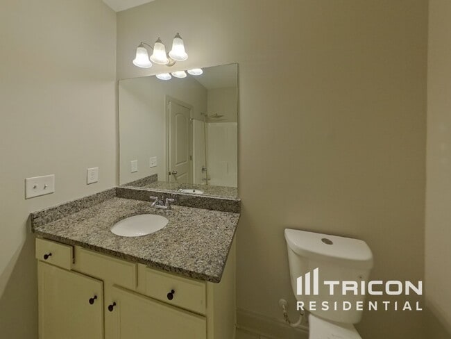 Building Photo - 3227 Brigadier Way SW