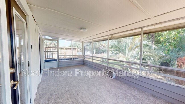 Building Photo - 552 Seagate Ave