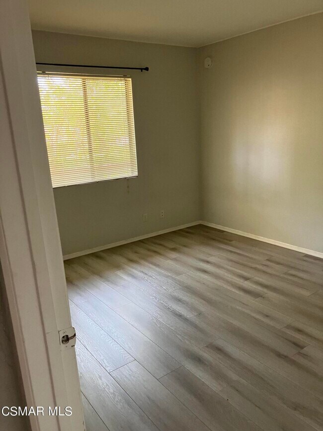 Building Photo - 2558 Northlake Cir