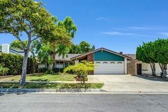 Building Photo - 18096 Lemon St