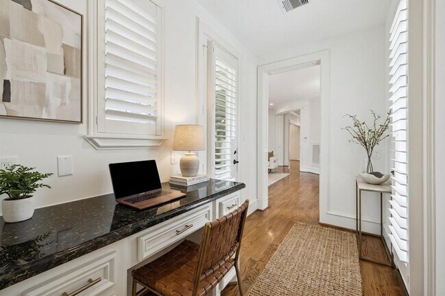 Building Photo - 3917 Tennyson St