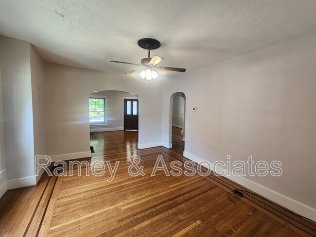 Building Photo - 831 Eastern Pkwy