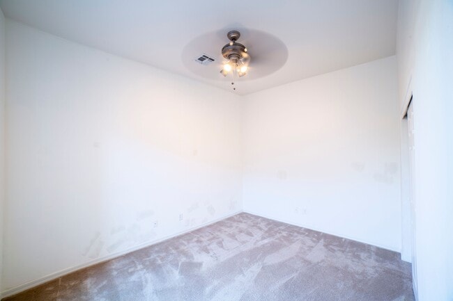 Building Photo - 14976 S Camino Rio Puerco