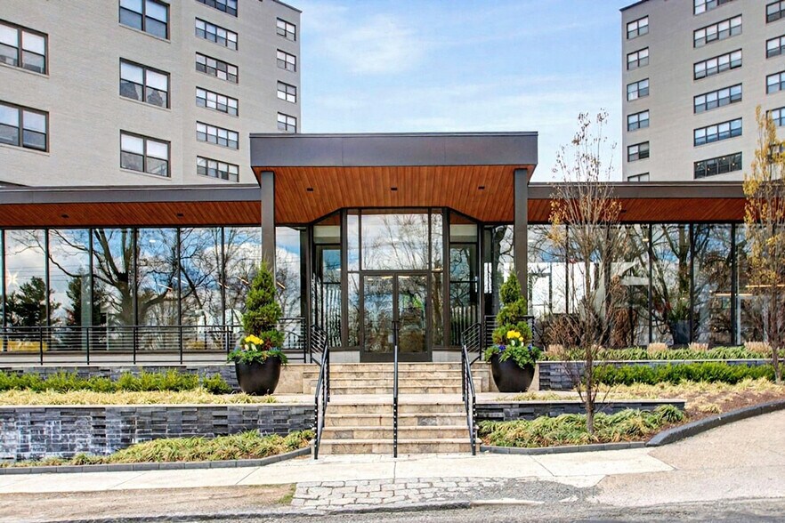 Building Photo - 5403 Wissahickon Ave