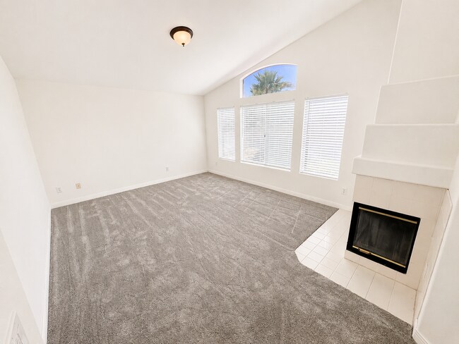 Building Photo - 5178 Corte Vistora