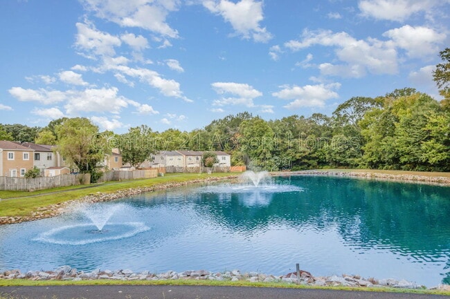 Building Photo - 4400 Groombridge Way