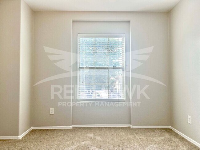 Building Photo - 3678 E Waite Ln