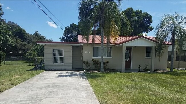 Primary Photo - 1304 Sherman Ave