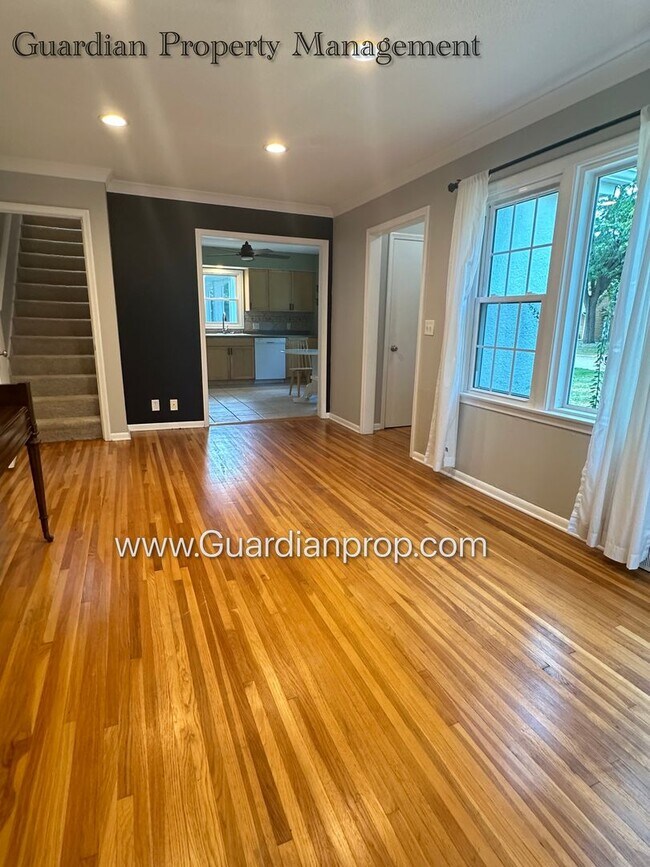 Building Photo - Richfield Single Family Home, Fenced Yard,...