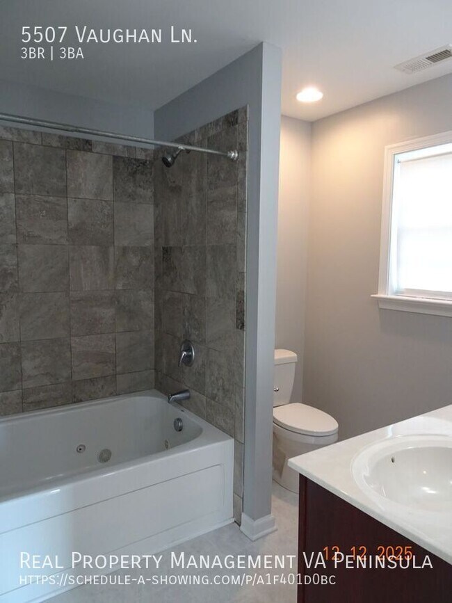 Building Photo - 5507 Vaughan Ln