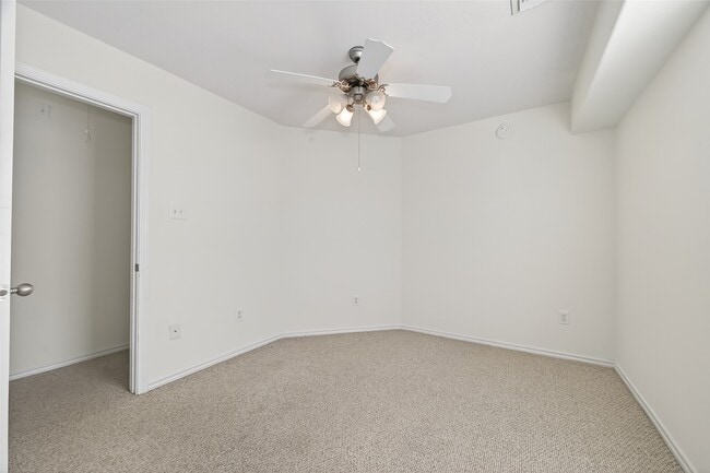 Building Photo - 25222 Boulder Bend Ln