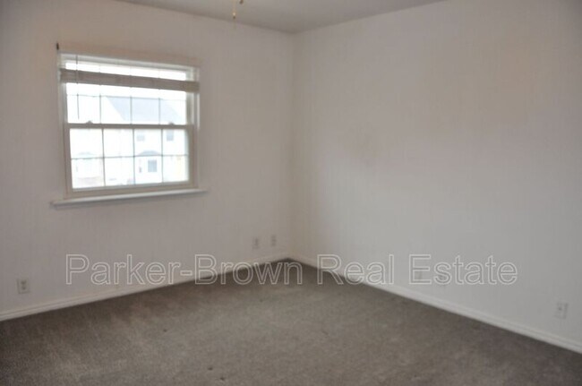 Building Photo - 430 N 470 W