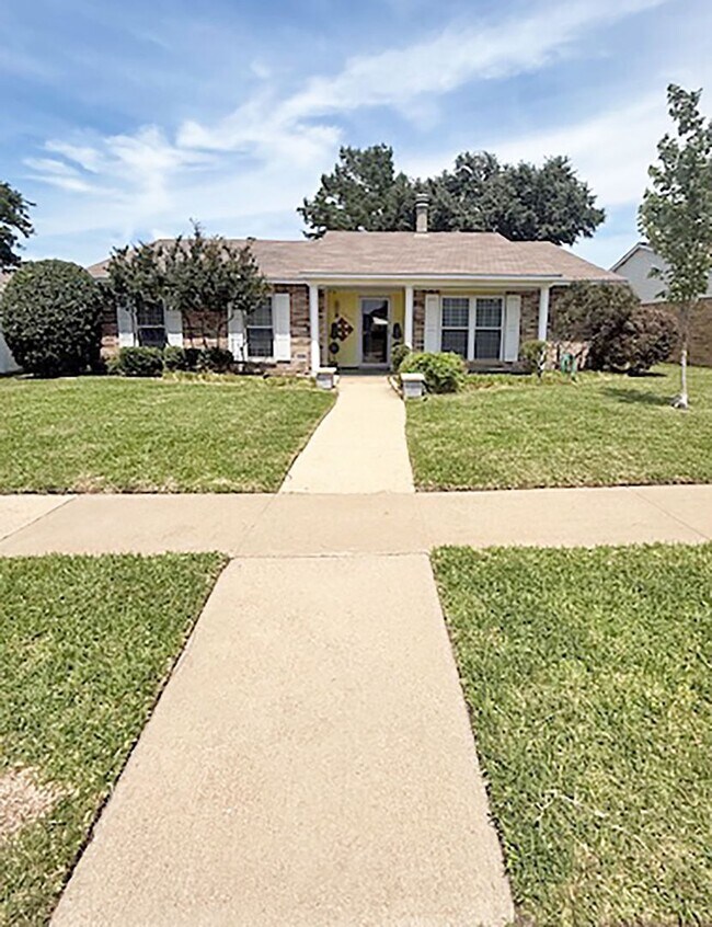 Building Photo - Beautiful 3 bed 2 bath home in The Colony Tx