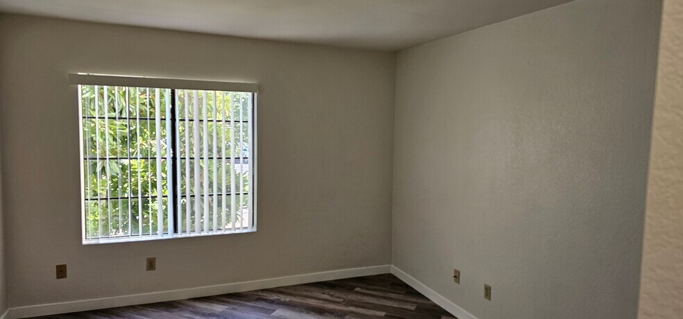 Building Photo - 8508 Summerdale Road